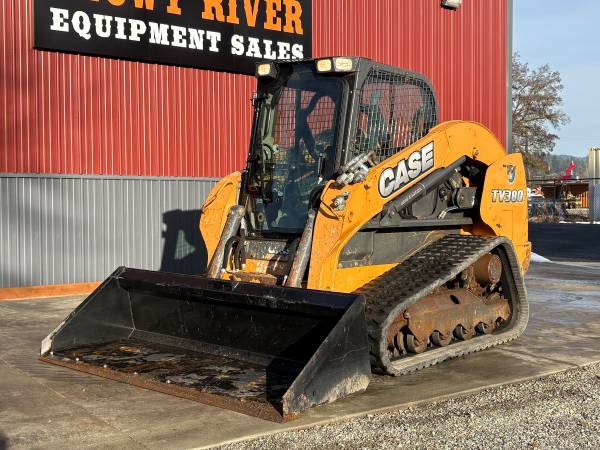 CASE TV380 Closed Cab Skid Steer High Flow 1