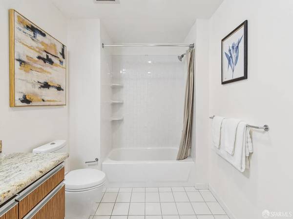 $1,050 / 1br - 816ft2 - Disfruta de una vida tranquila ¡1 habitación 1 baño! (bayview)63869455496961124