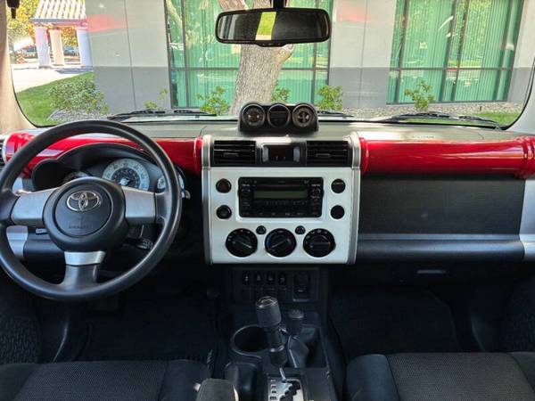 2010 Toyota FJ Cruiser 4WD - $13,250 (fremont / union city / newark)63469905972099123