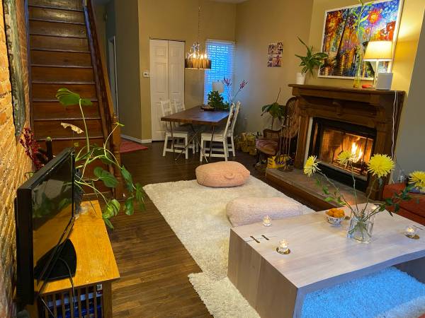 $1,800 / 2 habitaciones - 880 pies² - Hermosa casa adosada disponible desde el 28 de julio durante 1 mes, al lado del parque (Fairmount, Filadelfia)63171813651457121