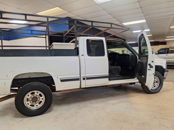 CHEVY SILVERADO ........GREAT WORK TRUCK!!! 678 755 0651 - $4,900 (ATLANTA)63621265391361124