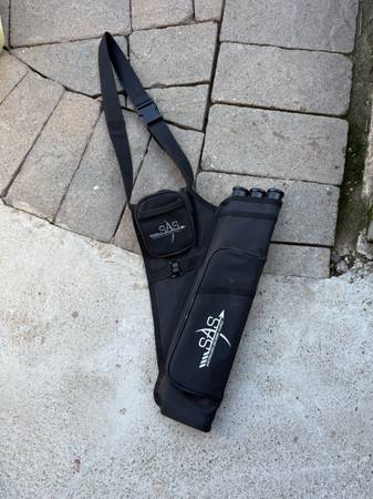 SAS archery recurve quiver 1