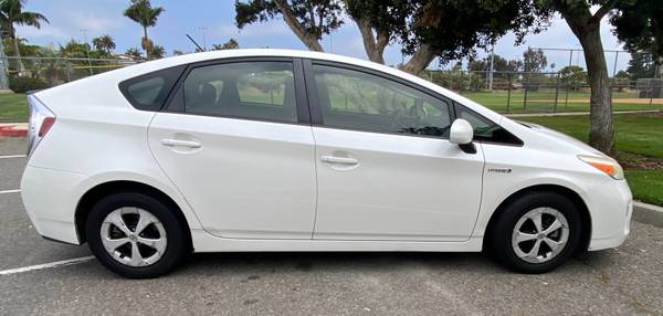2013 Toyota Prius - HB Three - $5,495 (Encinitas)63618351945089120