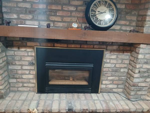 $800 / 1br - Furnished 1 Bedroom Lower Apt $800 (Maple Grove)64003959316097123