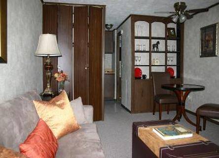 $640 / 288ft2 - On-Site Management, Bright & Open Layouts, Online Resident Portal63974328737411124