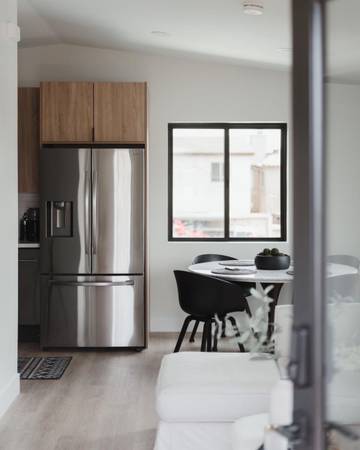 $1,510 / 1br - 504ft2 - Furnished One Bedroom One Bathroom. Just minutes away from La Jolla. (San Diego, CA)63663956913537123