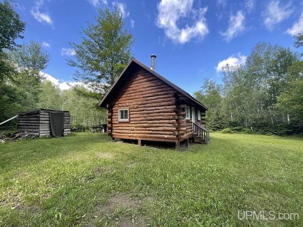 $159,900 1 BR, 0 BA camp on 80 acres MLS 50148301 (Amasa)64151610131843121