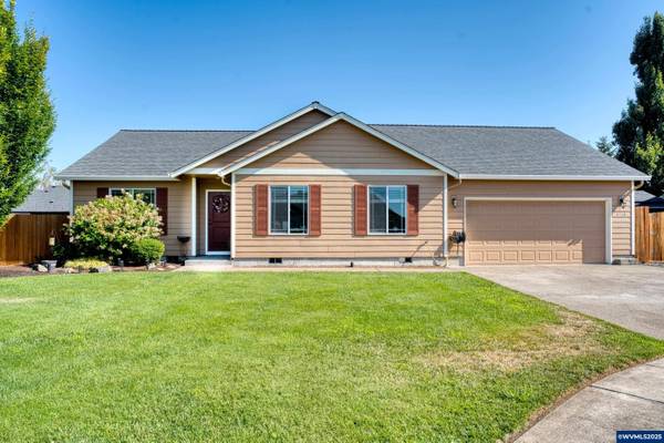 Under Contract in Aumsville. 3 Beds, 2 Baths 1