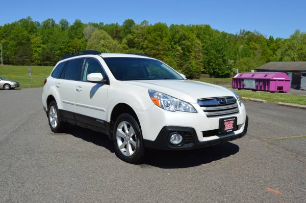 2014 Subaru OUTBACK 2.5i Premium AWD - $8.799 (MANASSAS)63481713969795122