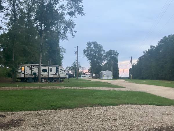 $400 Oak Ridge RV Park (Rehobeth, AL)63805378932227120
