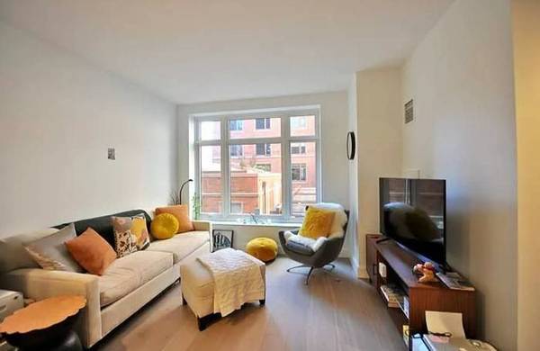 $3,500 / 1br - 572ft2 - Luxury alcove studio by td garden (Boston)63863135280259120