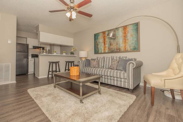 $1,400 / 1br - 1100ft2 - Irving 2nd Chance Apartments (Irving)63796375666305121