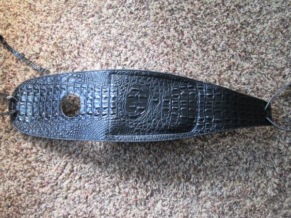 Harley Gas Tank Bib & Studded Bag - $12 (Sonora)63471196490755122