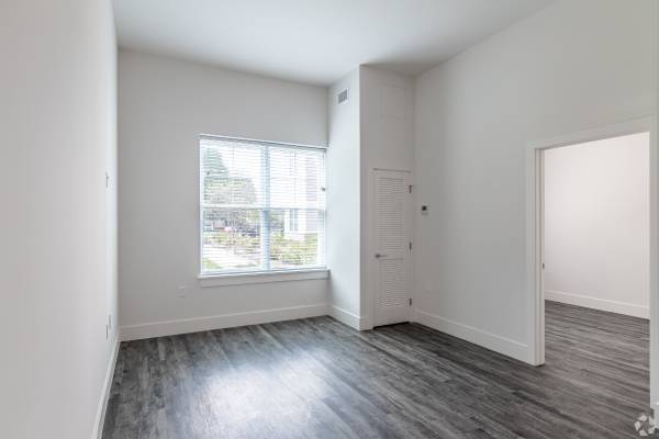 $2,349 / 3br - 997ft2 - Income Limits, All-Inclusive! (Amherst)64017045178755124