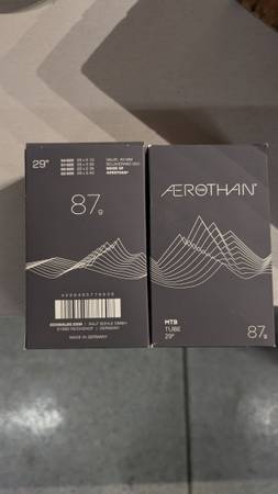 Neumáticos y cámaras para bicicleta de montaña Schwalbe Hurricane - $120 (Redondo Beach)63435312352259123