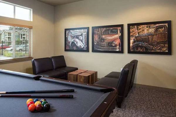 $1,500 / 2br - Income Restrictions Apply, Breakfast Bar, 2BD 1BA (2401 NE 4 Seasons Ln, Vancouver, WA)63820940540419124