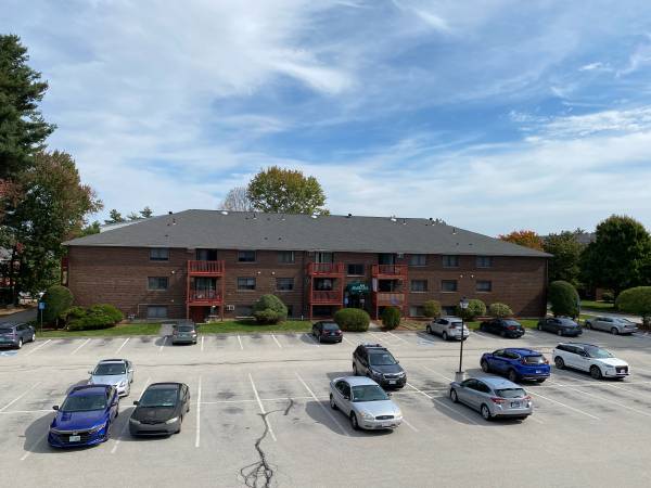 $1,865 / 2br - 950ft2 - Harvest great savings here at Milford Trails! Huge 2 bedroom! (90 Powers Street, Milford, NH)63931654199171124