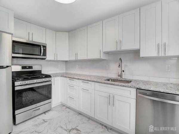 $2,900 / 2br - Townhouse completamente amueblada en LaMer (Sayreveille)63676291509379120