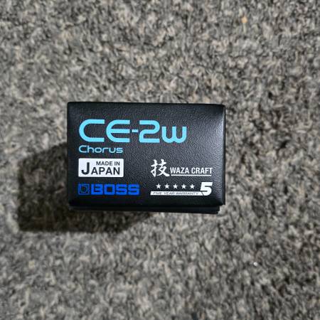 Boss Chorus CE-2W BOX ONLY 1