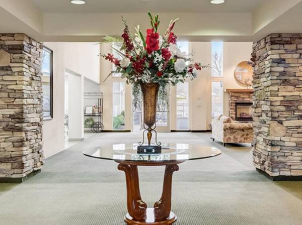 $2,350 / 2br - 1 FREE MTH - Quality Markets & Shops | Updated Fitness Center (San Marcos)64037220507265121