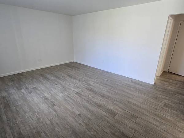 $2,100 / 2br - 850ft2 - Upgraded 2BR/1BA Duplex (Berkeley)63868038163075121