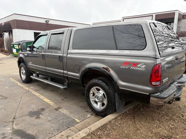 2005 Ford F-250 Lariat 4x4 - Photo 4