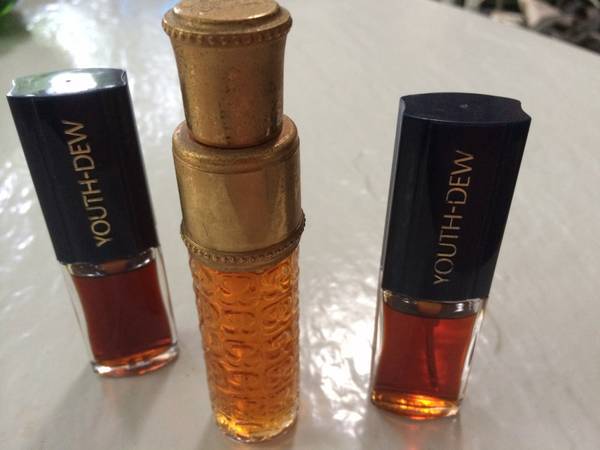 Parfum. Lauder and Rochas 1