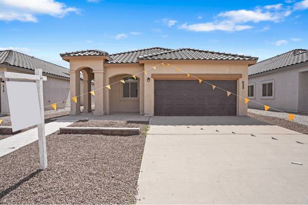 $1800.00 / 4br - 1378ft2 - Cozy Single Unit on Cedarwood Ave in El Paso | Available 10/10/2025 |63971416689922120