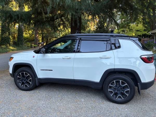 Jeep Compass 4WD Trailhawk - $15,800 (Woodinville)63624401256707121