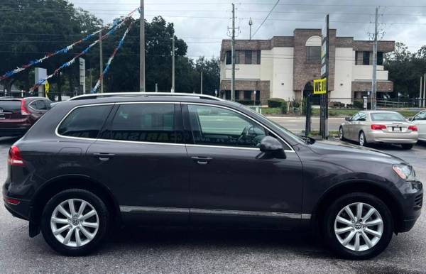 2012 Volkswagen Touareg Diesel AWD Tracción en las cuatro ruedas VW TDI Sport SUV 4D - $7,495 (Carisma Auto Group)63443821154433122