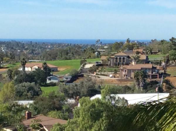 $2,650 / 2br - 900ft2 - COZY 2BR CASITA Private Residence OCEAN VIEW!  Washer/Dryer in unit! (Vista/San Marcos)63998603200643120