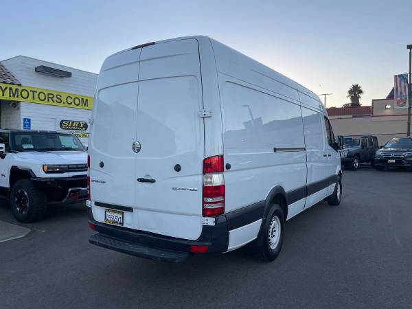 2015 Freightliner Sprinter 2500 - Photo 3