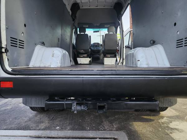 2005 Sprinter 3500 SHC 140wb - Photo 14