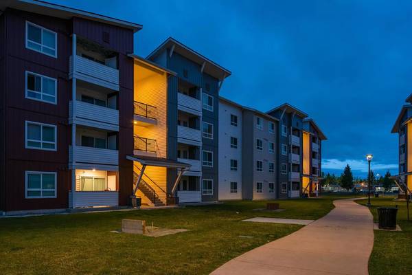 $2,039 / 2br - 954ft2 - Your haven of comfort: 2 BR, 2 BA, 954 Sq Ft homes. (Auburn)63688314418817120
