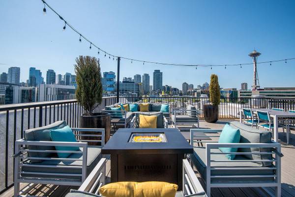 $1,893 / 1br - 527ft2 - Electrodomésticos Certificados Energy Star, Planos de Piso Únicos y Gimnasio Mejorado (Queen Anne, South Lake Union)63688567167745122