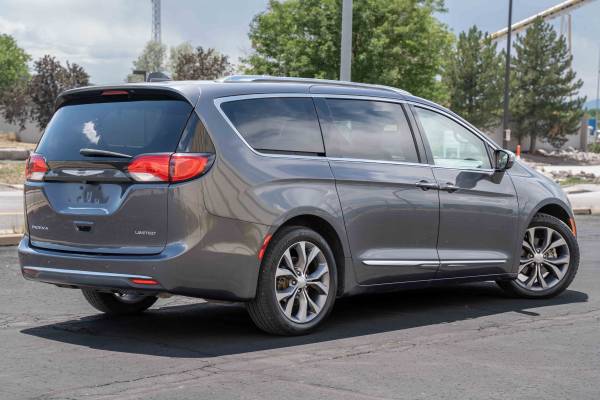 2019 Chrysler Pacifica Limited FWD V6 Título Limpio - $14,99763612121845761122