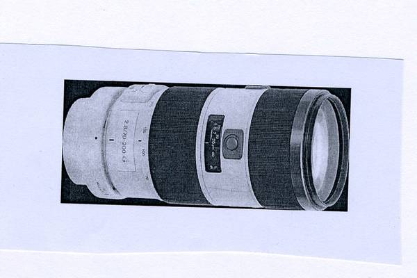 SONY ZOOM LENS f/2.8 70-200mm SSM G 1