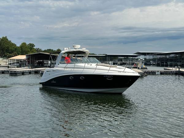 2007 Rinker 350 - $89,950 (Disney)63438747472131121