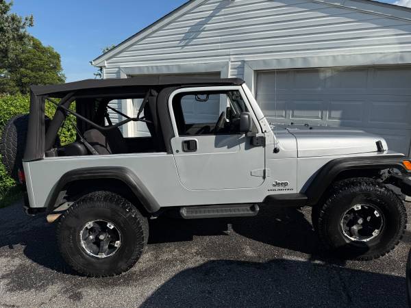 2005 Jeep Wangler LJ Unlimted 6sp - $10,000 (Brooklyn Park)63487682813699123