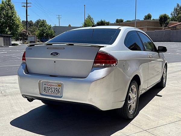 2009 Ford Focus SE 2dr Coupe - $4988.0063624631796737124