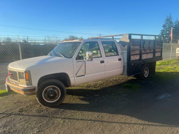 2001 Chevy silverado 3500 Flatbed 1