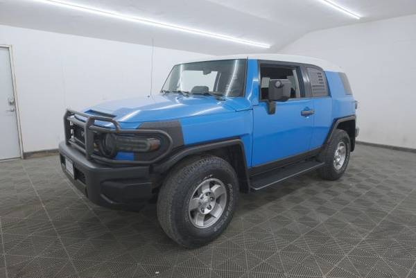 2008 Toyota FJ Cruiser Utilitario Deportivo 2D - $16,995 (Toyota FJ Cruiser Sedán)63470769290881122