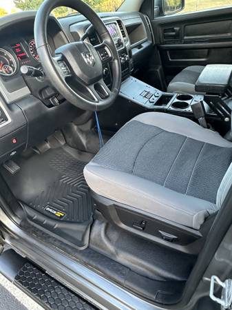 2013 RAM 1500 TRADESMAN/EXPRESS CREW CAB 4X4 (140 in WB 5 FT 7 IN box) - $12,850 (Atlanta)63620967192961124