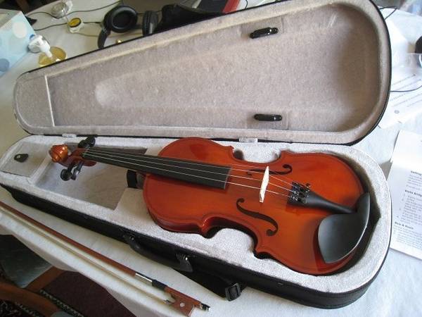 Brand New Full Violin Set with Case and Bow! Reduced! 1