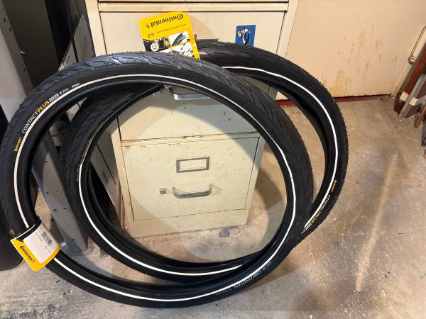 Continental plus city tires 26x2.20 1