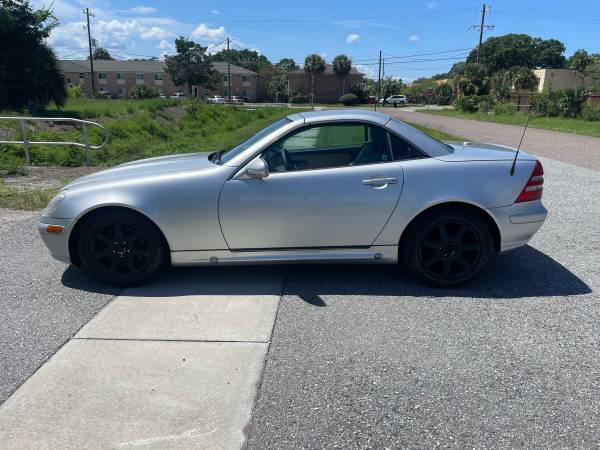 2001 Mercedes Benz SLK320 - $3,500 (Jacksonville)63470250703363121