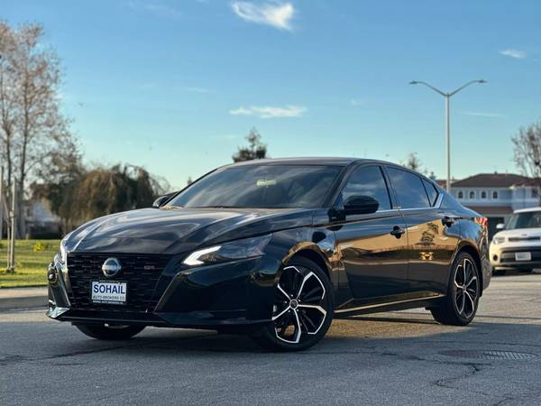 2024 Nissan Altima with only 8k Miles! - $20,990 (fremont / union city / newark)63613871715841120