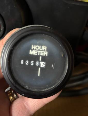 2005 VOLVO PENTA 454 7.4L 350 HP Motor marino de gasolina con inyección de combustible - $4,495 (Lynnwood)63470269186947124