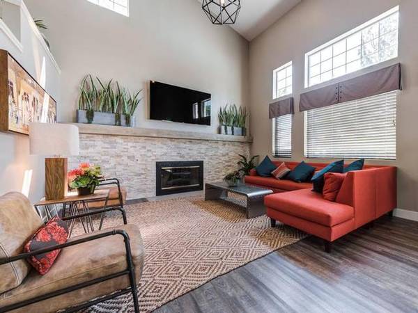 $1,999 / 1br - 516ft2 - Tot Lot, Spa, Washer/Dryer Included, Newly Renovated Clubhouse64028081423490121