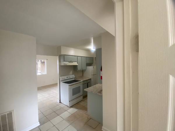 $895 / 2br - 795ft2 - 2 bedroom off Jefferson hwy (Jefferson)63903539737602121